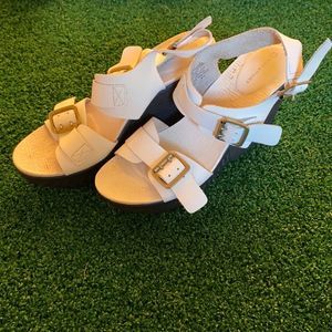 Rockport wedges! Size 9!